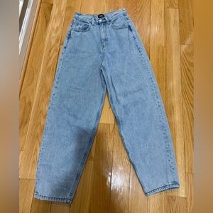 Women's Light Blue Jeans